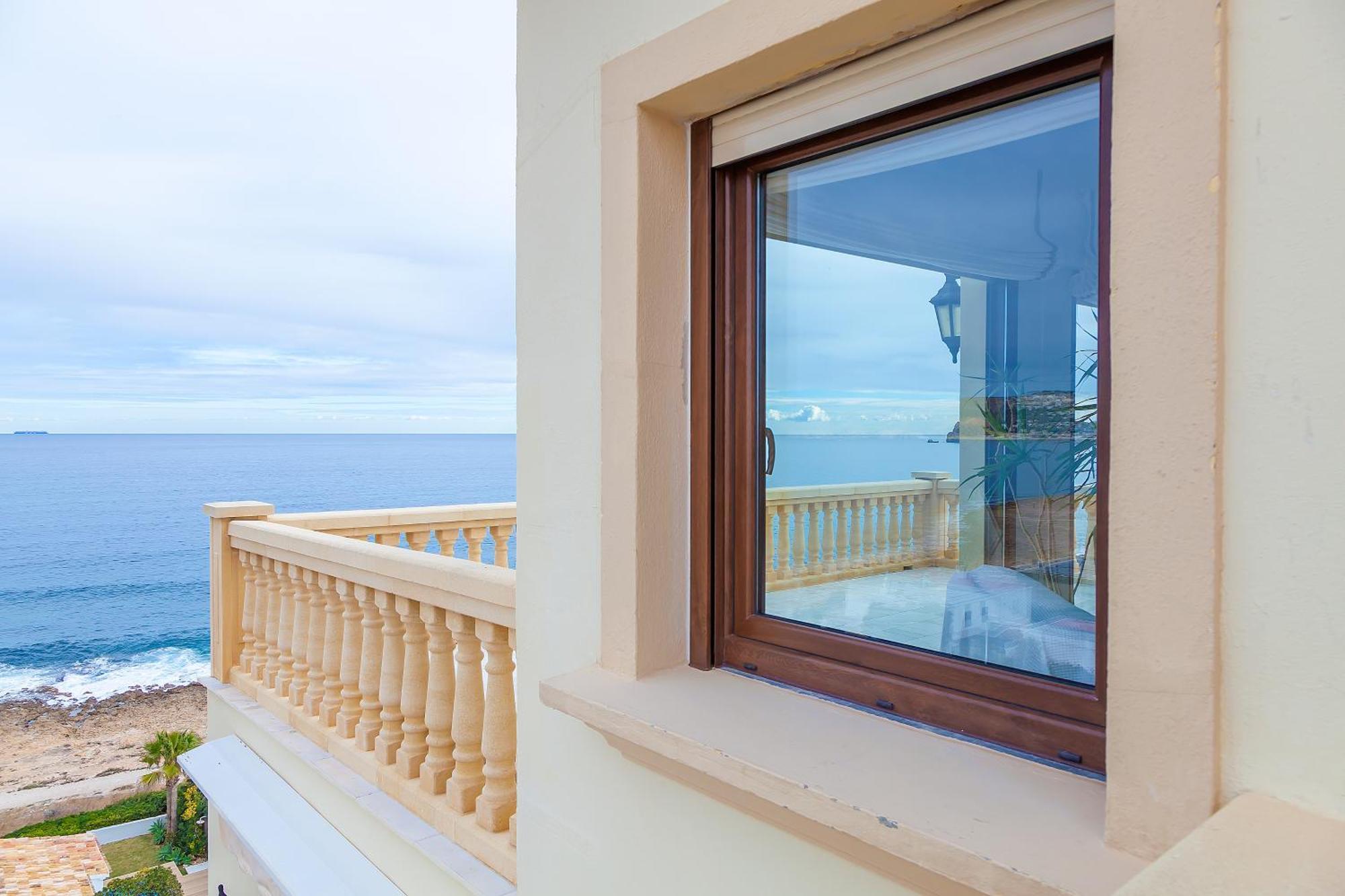 Mar-Beach Front Apartment In Хавеа Экстерьер фото