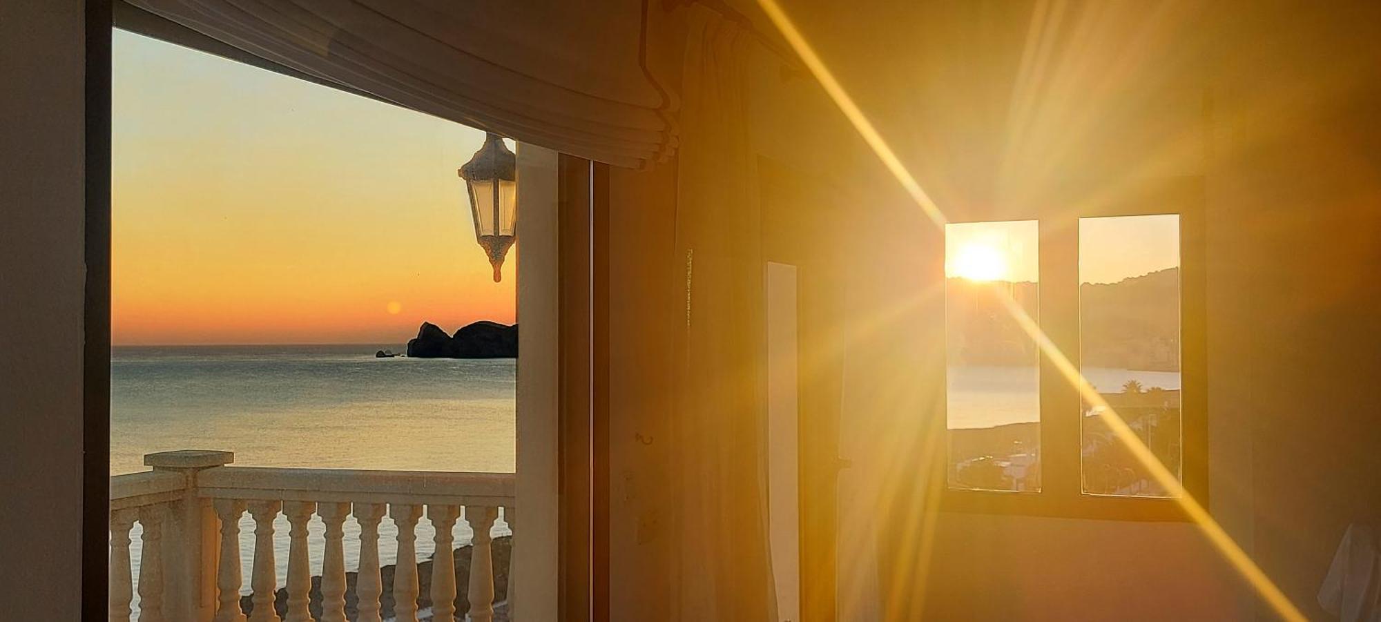 Mar-Beach Front Apartment In Хавеа Экстерьер фото
